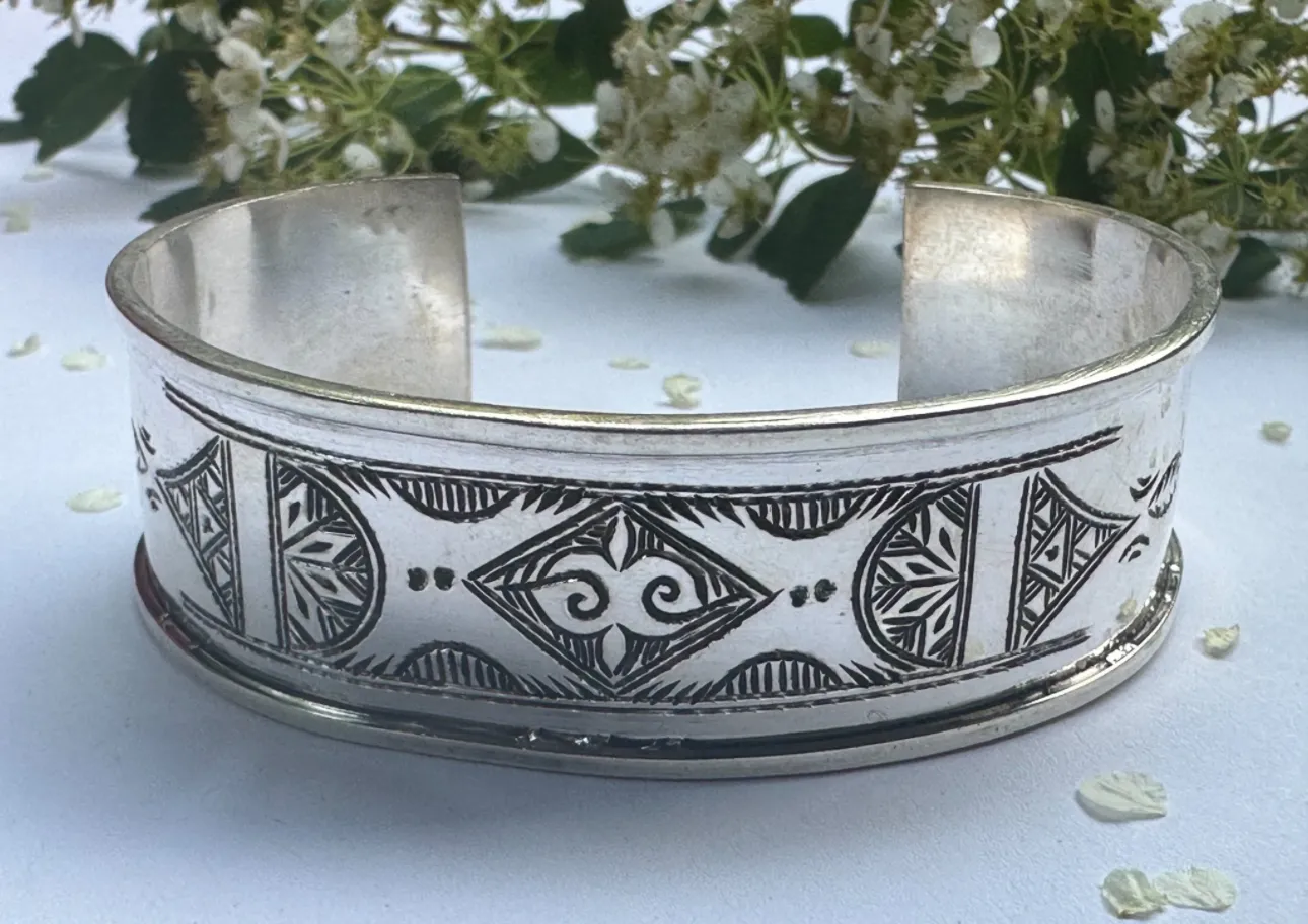 Bracelet handmade silver