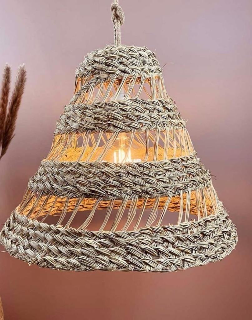 Suspension artisanale tressée en fibre naturelle